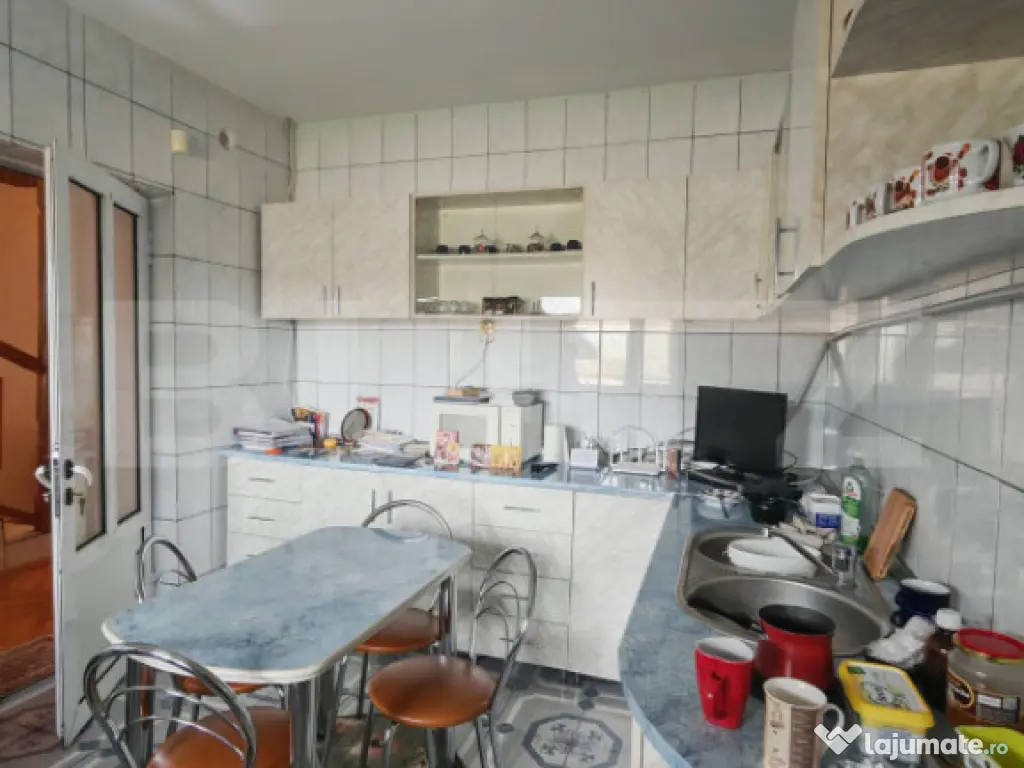 Duplex 267 mp, teren 374 mp, in Poiana