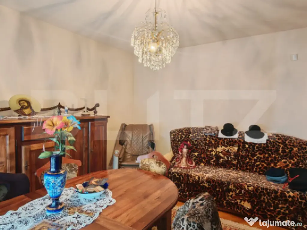 Duplex 267 mp, teren 374 mp, in Poiana