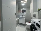 Apartament ultrafinisat cu 3 camere de închiriat în zon... 