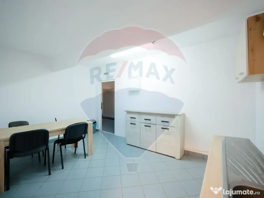 Hală de vânzare, SC 1372 mp-Șoseaua Borșului