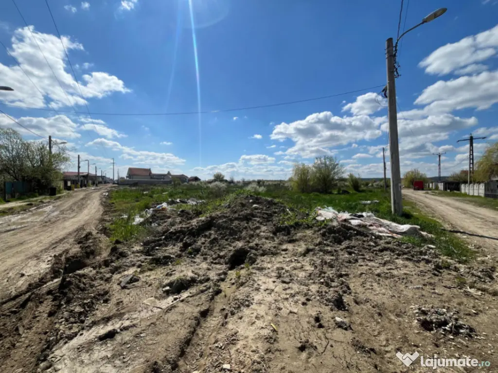 Teren 9000 mp, cu dublă deschidere, Craiova