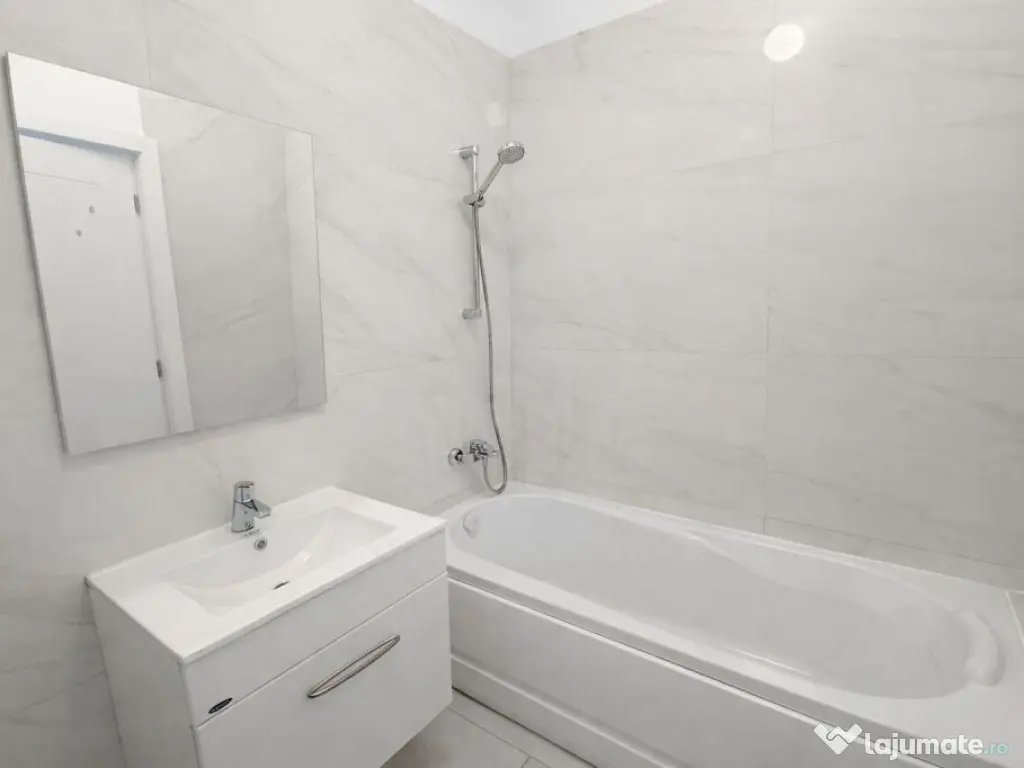 Apartament 2 camere, parcare, pet friendly, zona Vest -