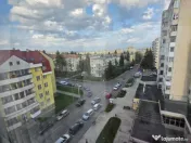 Apartament cu 3 camere decomandate 