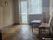 Apartament cu 3 camere decomandate 