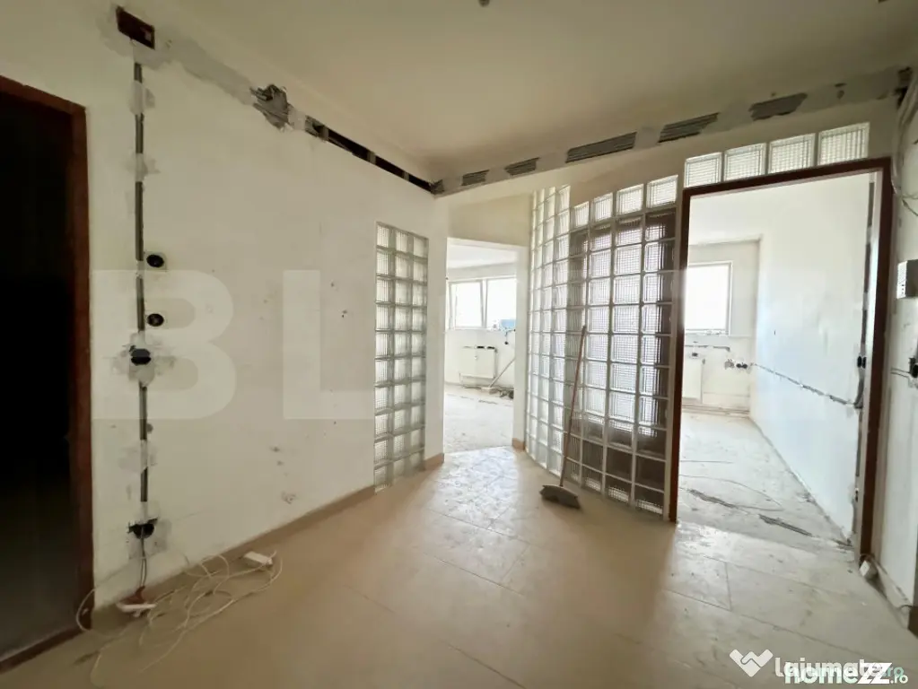 Apartament 2 camere, decomandat, zona Dacia – Decebal - Oradea (Bihor)