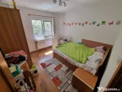 Apartament cu 3 camere în zona Casa de Cultura 