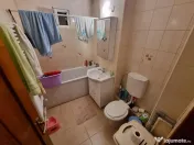 Apartament cu 3 camere în zona Casa de Cultura 