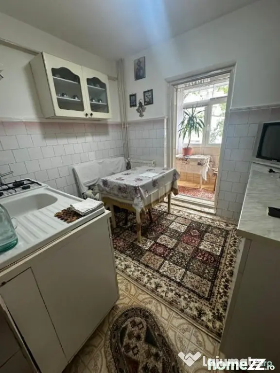 - Etaj 2, Apartament 2 camere Buzaului.