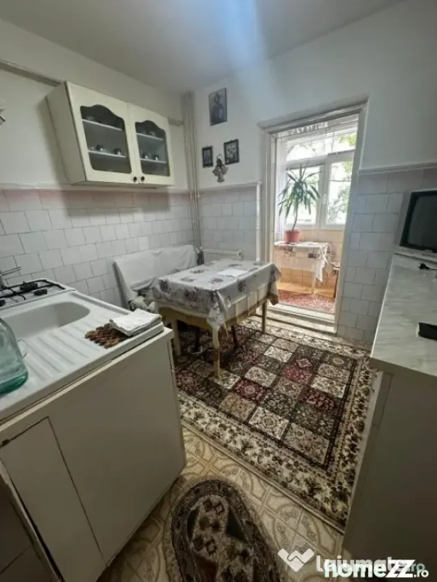 - Etaj 2, Apartament 2 camere Buzaului.