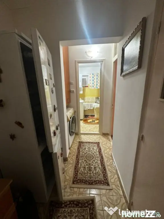 - Etaj 2, Apartament 2 camere Buzaului.
