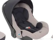 Scoica auto Inglesina cu baza fixa, insert nou nascut 