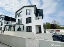 Super Vila în Roșu , 161 mp construiti, 2 garaje acoperite