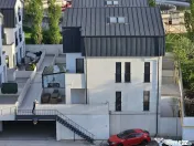 Super Vila în Chiajna , duplex 161 mp construiti , 2 garaje 