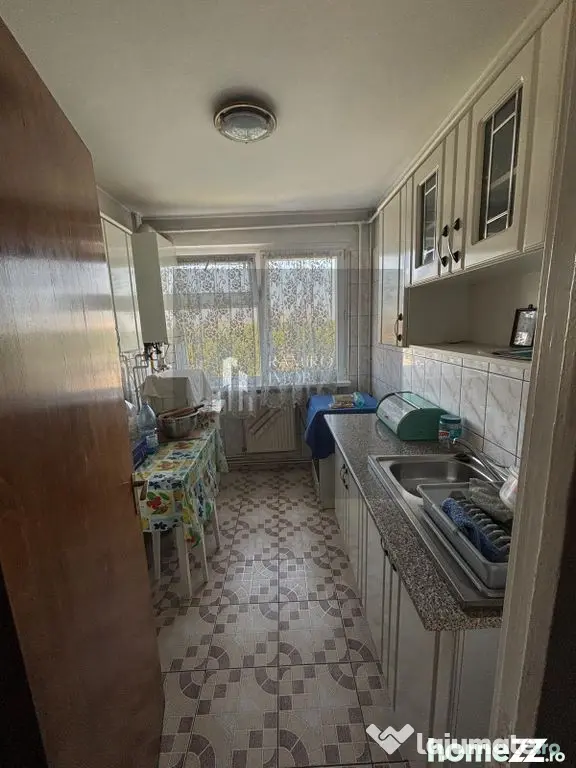 Apartament 3 camere centrala proprie Bulverdul Constantin...