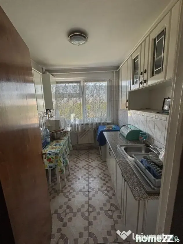 Apartament 3 camere centrala proprie Bulverdul Constantin...