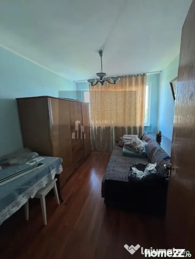 Apartament 3 camere centrala proprie Bulverdul Constantin...