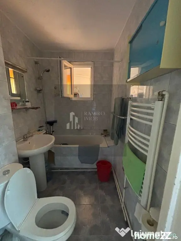 Apartament 3 camere centrala proprie Bulverdul Constantin...