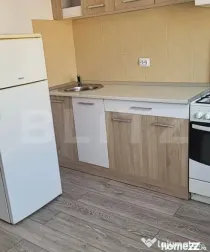 Apartament cu 1 camera, 37 mp, etajul 3, balcon, zona Floril