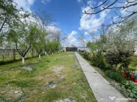 Casă în Malu Mare, teren 2354 mp,curte mare și potențial 