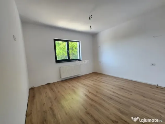 Casă parter, 3 camere, 818 mp teren, zona Valea Adanca