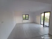 Casă parter, 3 camere, 818 mp teren, zona Valea Adanca 
