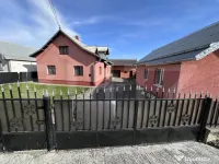 Casa 5 camere, 21 ari teren, zona Darmanesti 