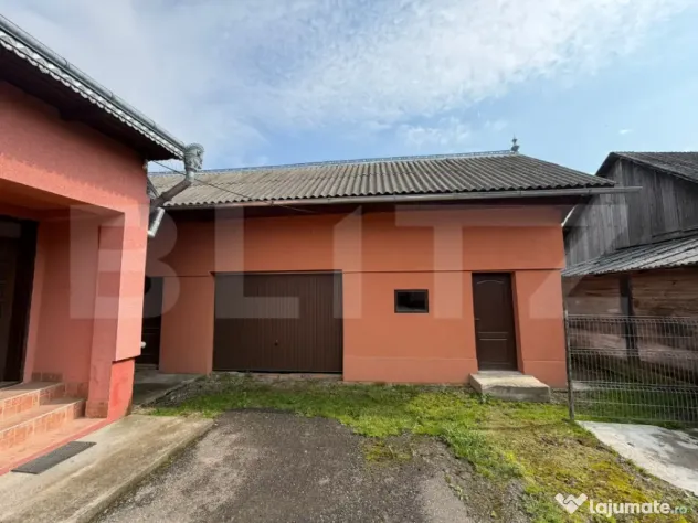 Casa 5 camere, 21 ari teren, zona Darmanesti