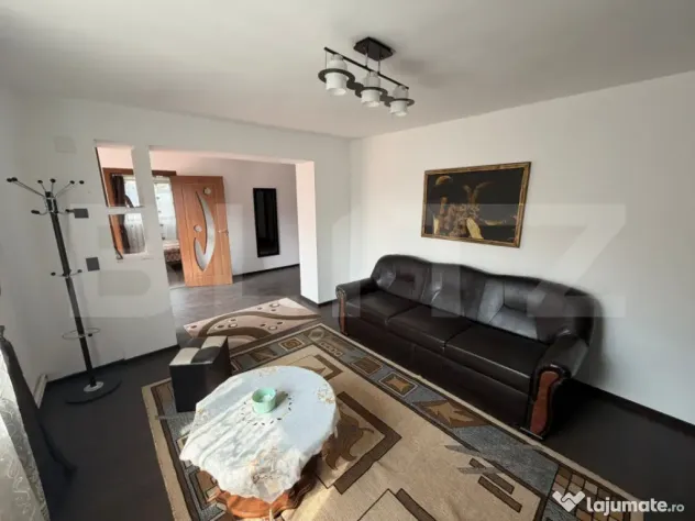 Casa 5 camere, 21 ari teren, zona Darmanesti