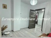 Apartament 3 camere zona Km 4 