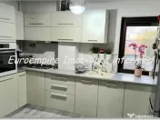 Apartament 3 camere zona Km 4 