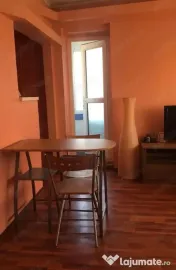 De inchiriat apartament cu o cameră pe faleza 1300 lei 