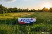 Teren intravilan 4.734 mp – Front 50 m, utilități la ... 