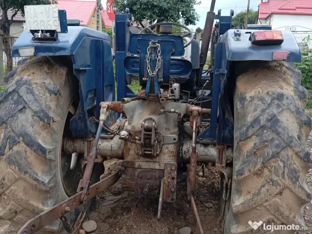 Tractor Ebro 470
