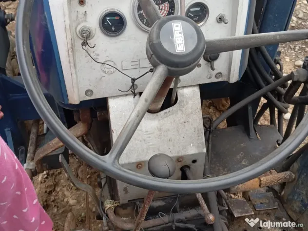 Tractor Ebro 470