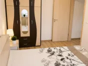 Apartament 2 camere, decomandat, etaj1, mobilat, utilat, par 