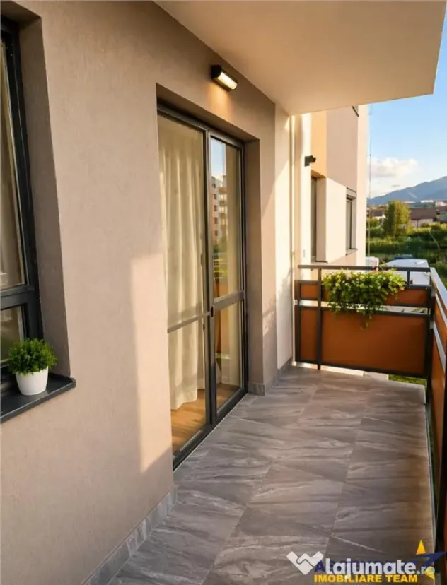Apartament 2 camere, decomandat, etaj1, mobilat, utilat, par