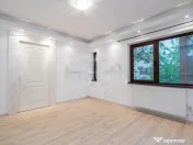 Vila sediu firma, 5 camere, 240 mp 