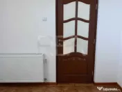 3 camere Renovat Capitale 