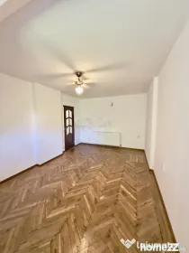 Apartament 3 camere în vilă – zona Capitale / Dorobanți