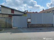 Casă cu potențial, excelent, lângă Medicină și Spitalu