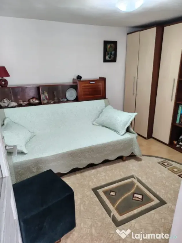 Casă cu potențial, excelent, lângă Medicină și Spitalu