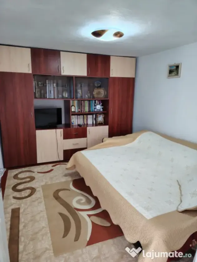 Casă cu potențial, excelent, lângă Medicină și Spitalu
