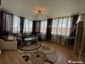 Apartament cu 3 camere, 68 mp, parcare, zona Porii 