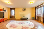 Casă / Vilă tip duplex cu 4 camere de vânzare în Drag... 