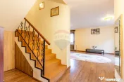 Casă / Vilă tip duplex cu 4 camere de vânzare în Drag... 