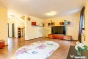 Casă / Vilă tip duplex cu 4 camere de vânzare în Drag... 
