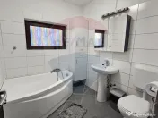 Casă / Vilă cu 4 camere de vânzare Dragomirești-Vale,... 