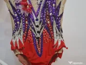 Costum gimnastica 