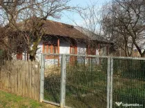 Casă și teren generos în Ungureni, Prahova