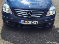vând Mercedes Benz B class 